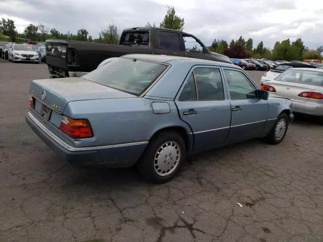 1990 Mercedes-Benz 300 E 4matic