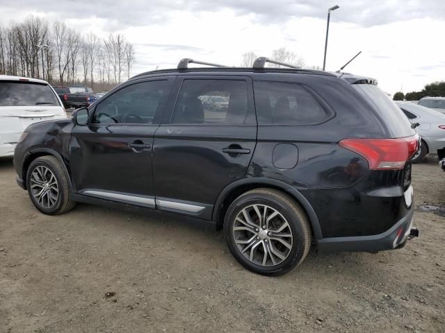 2016 Mitsubishi Outlander SE