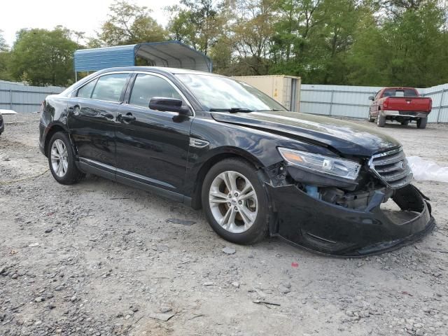 2017 Ford Taurus SEL