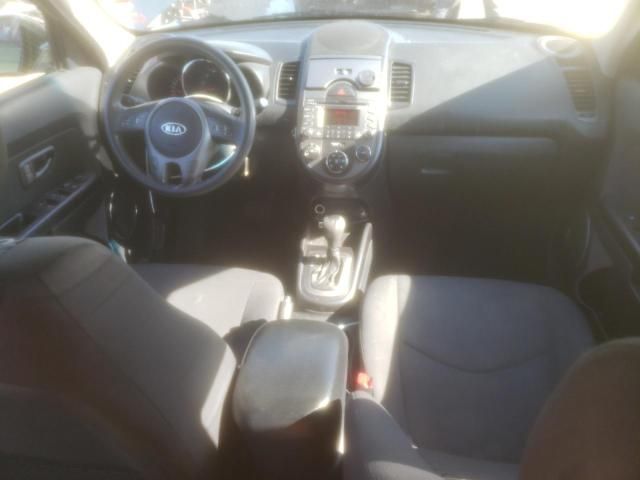 2011 KIA Soul +