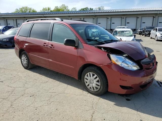 2010 Toyota Sienna CE