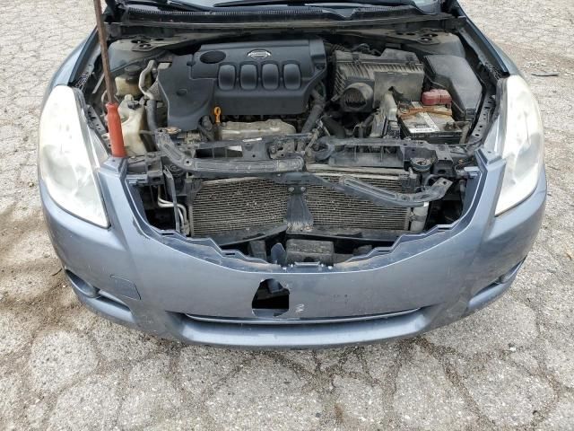 2010 Nissan Altima Base