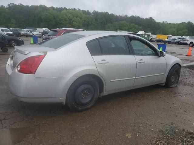 2004 Nissan Maxima SE