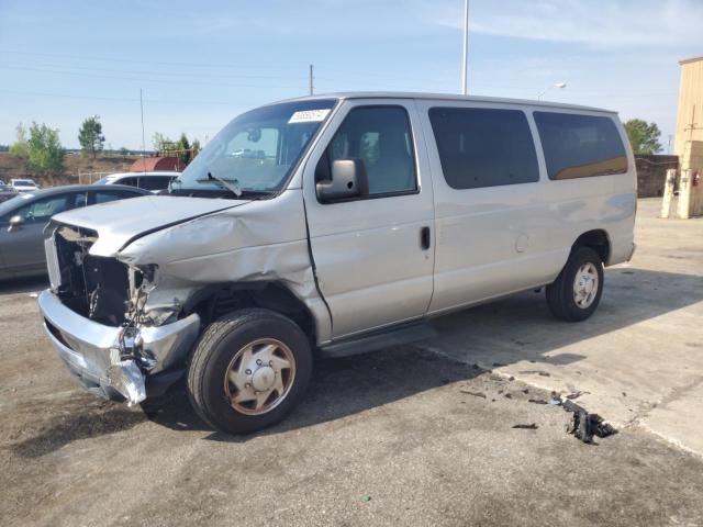 2013 Ford Econoline E350 Super Duty Wagon