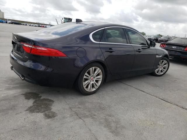 2017 Jaguar XF Premium