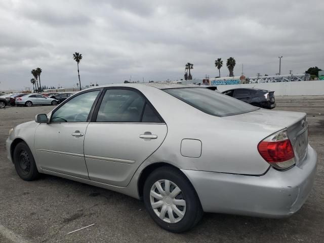 2005 Toyota Camry LE