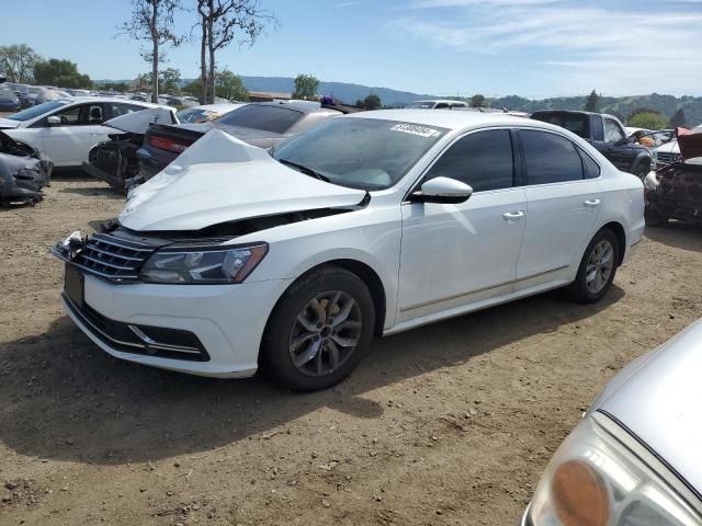 2016 Volkswagen Passat S