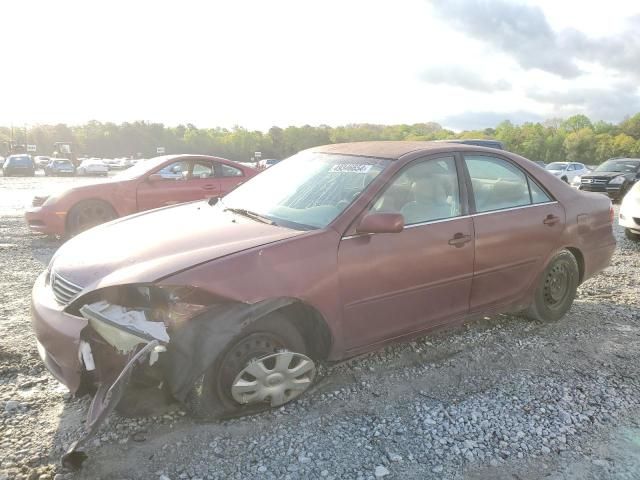 2005 Toyota Camry LE