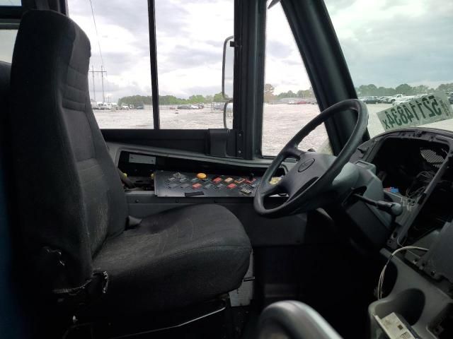 2007 Freightliner Chassis B2B