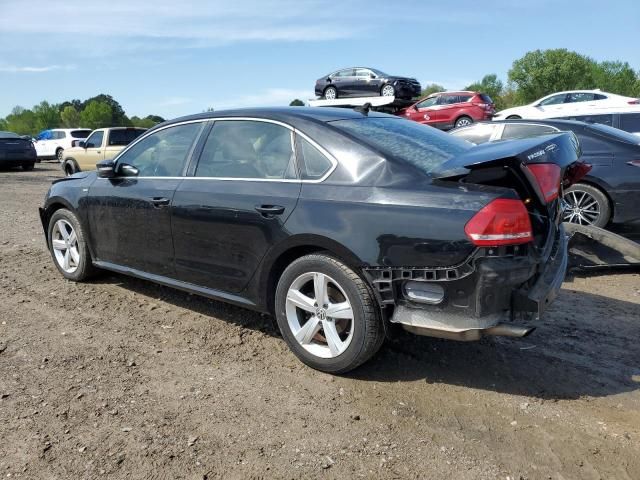 2014 Volkswagen Passat S