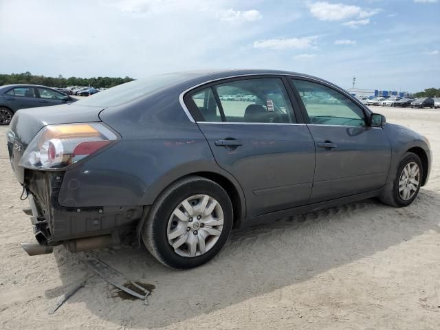 2010 Nissan Altima Base