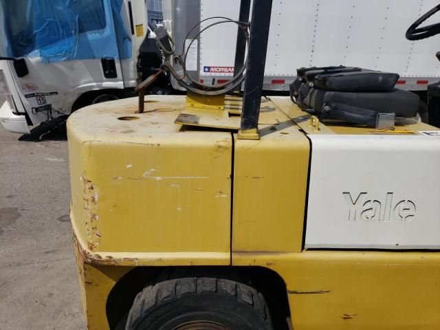 2000 Yale Forklift