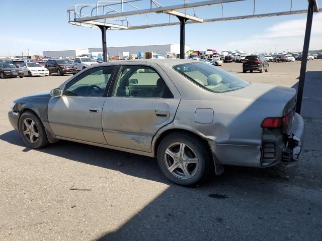 1999 Toyota Camry LE