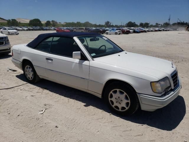 1994 Mercedes-Benz E 320