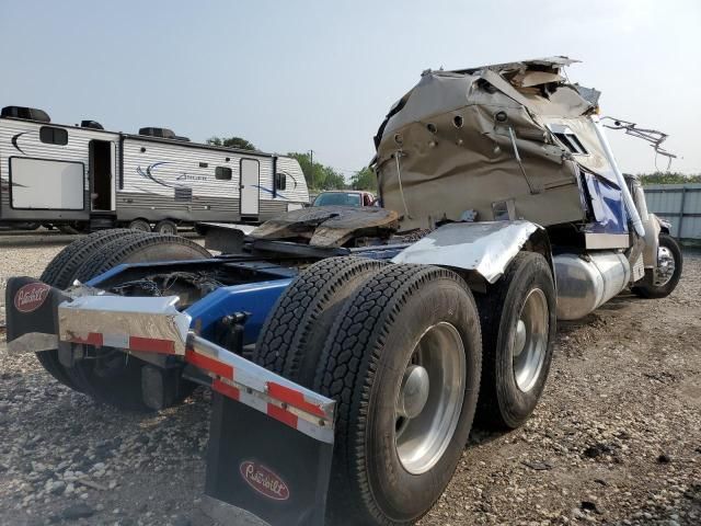 2008 Peterbilt 389