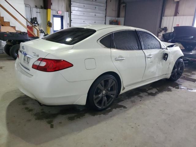 2011 Infiniti M56