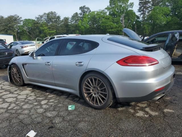 2014 Porsche Panamera 2