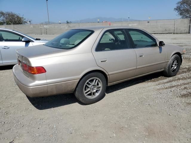 2000 Toyota Camry CE