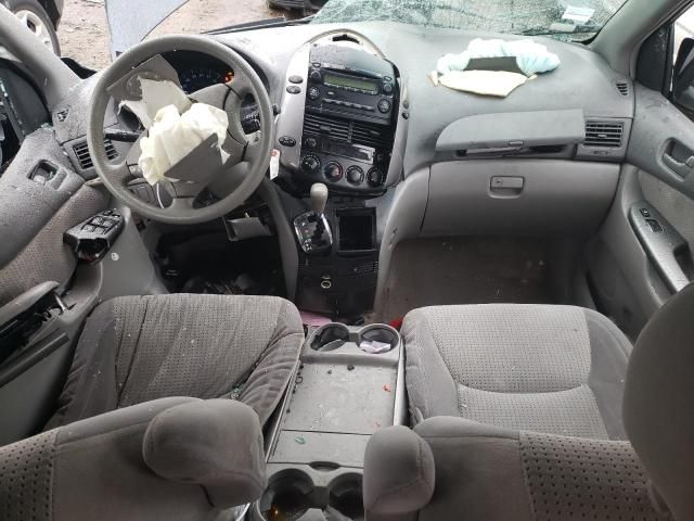 2007 Toyota Sienna CE