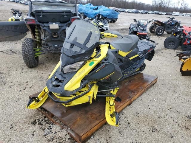 2022 Skidoo Renegade