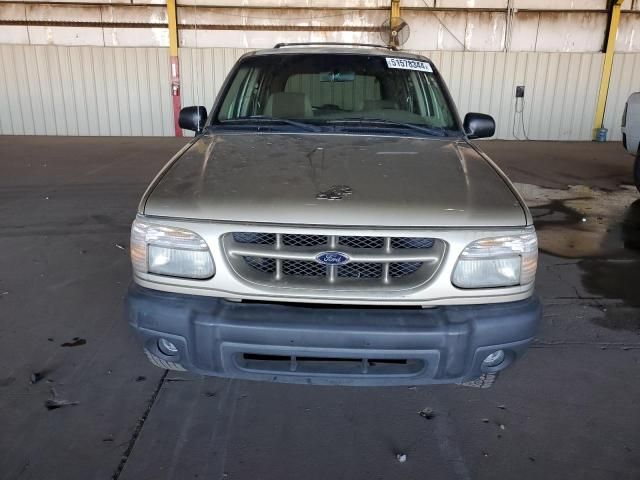 2000 Ford Explorer XLS