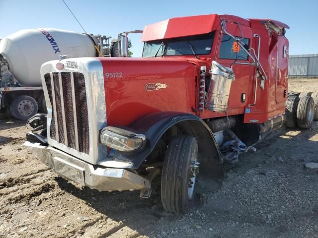 2015 Peterbilt 389