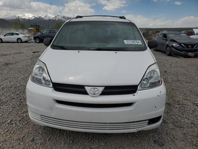 2005 Toyota Sienna CE