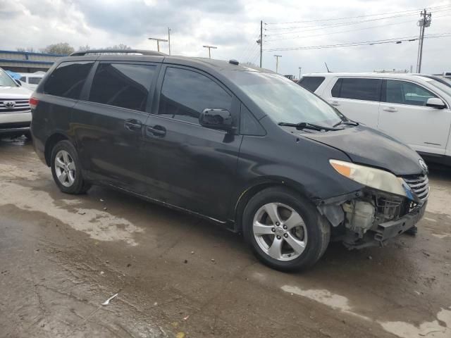 2012 Toyota Sienna LE