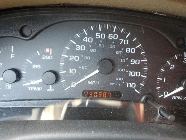 2002 Chevrolet Cavalier Base