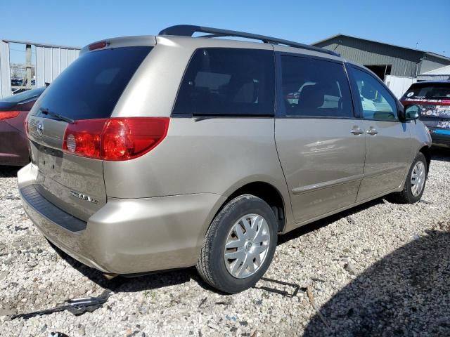 2009 Toyota Sienna CE