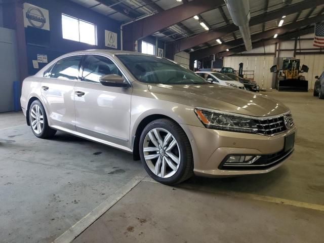 2016 Volkswagen Passat SEL Premium