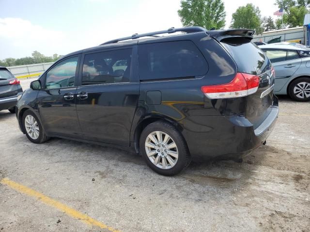 2011 Toyota Sienna XLE