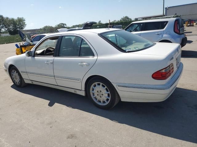 2000 Mercedes-Benz E 320