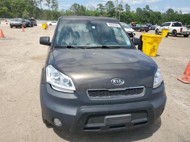 2011 KIA Soul +