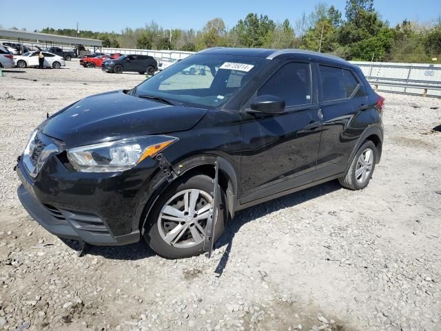 2019 Nissan Kicks S