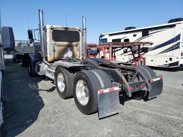 2016 Peterbilt 389