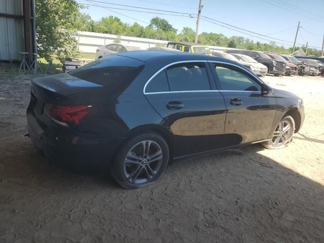 2020 Mercedes-Benz A 220