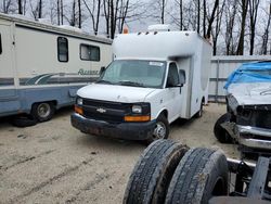 Salvage trucks for sale at Milwaukee, WI auction: 2006 Chevrolet Express G3500