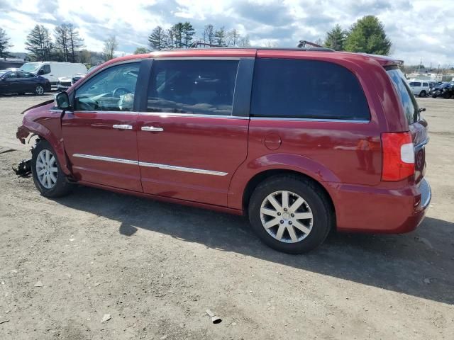 2011 Chrysler Town & Country Touring L