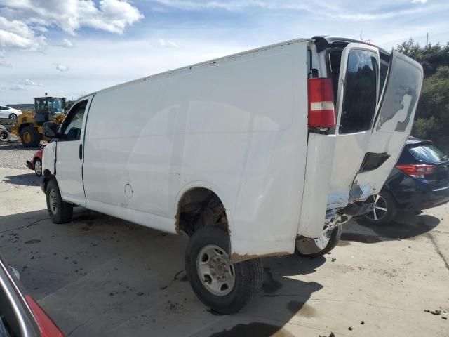 2003 Chevrolet Express G2500