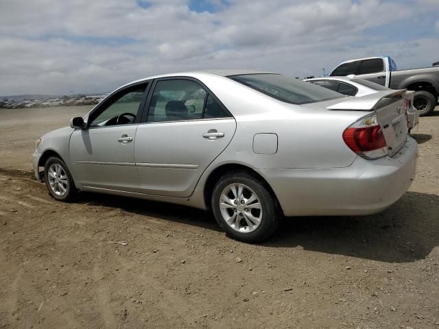 2005 Toyota Camry LE