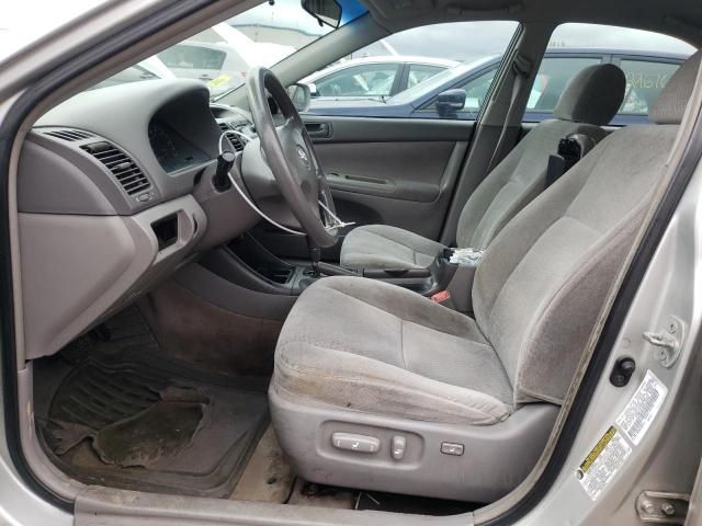 2004 Toyota Camry LE