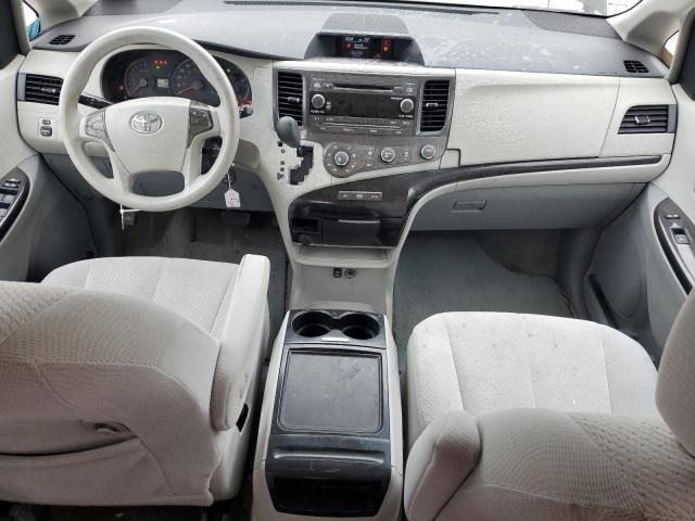 2012 Toyota Sienna LE