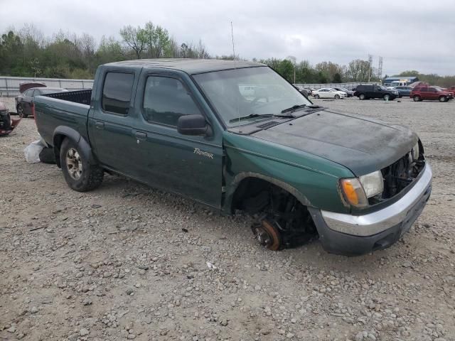 2000 Nissan Frontier Crew Cab XE