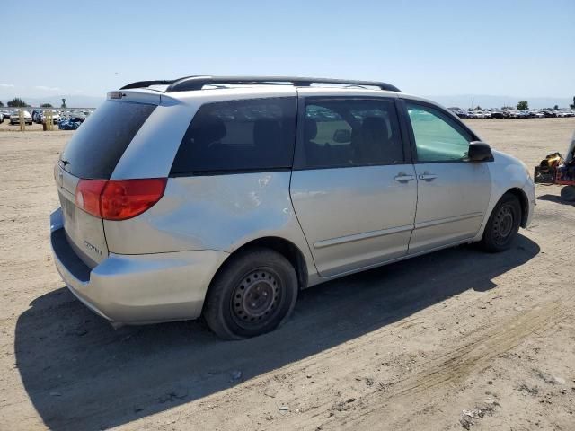 2010 Toyota Sienna CE