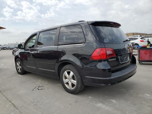 2010 Volkswagen Routan SEL