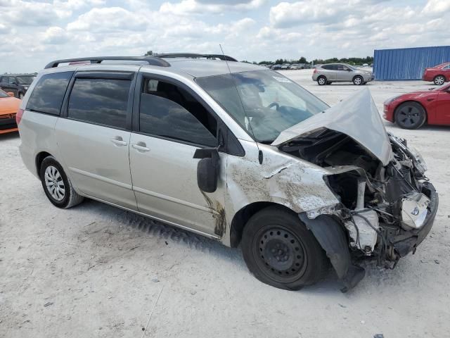 2006 Toyota Sienna CE