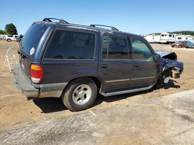 2000 Ford Explorer XLT