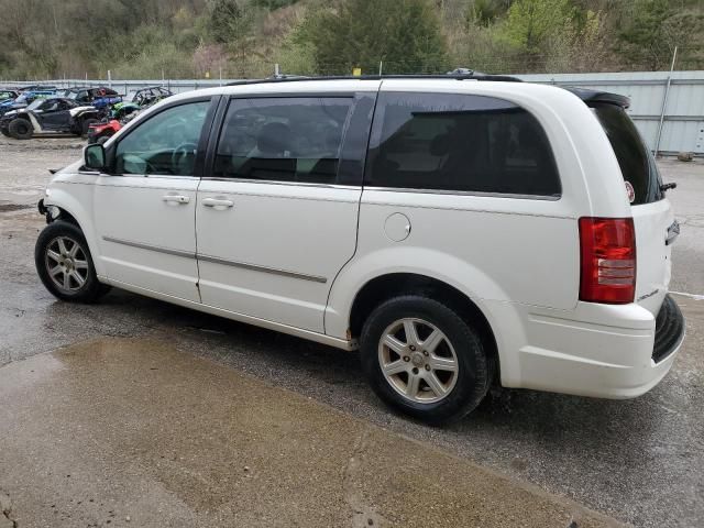 2010 Chrysler Town & Country Touring