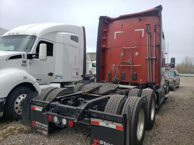 2019 Kenworth Construction T680